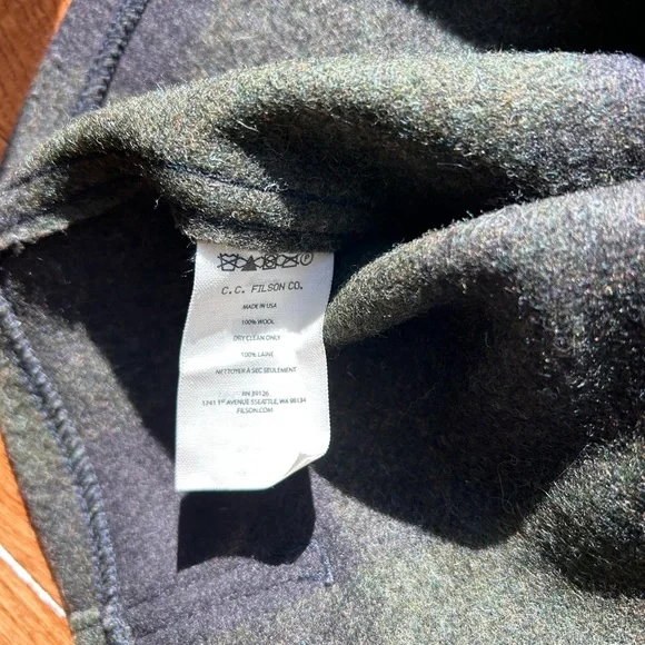 Like-New 3XLarge Filson Mackinaw Wool Vest forest green plaid - Picture 8 of 12